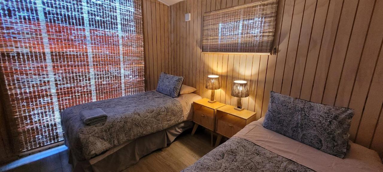 Cabana En Laguna Azul Patagonia Bagual Villa Torres del Paine National Park Eksteriør billede