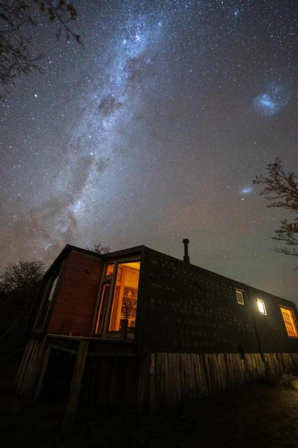 Cabana En Laguna Azul Patagonia Bagual Villa Torres del Paine National Park Eksteriør billede